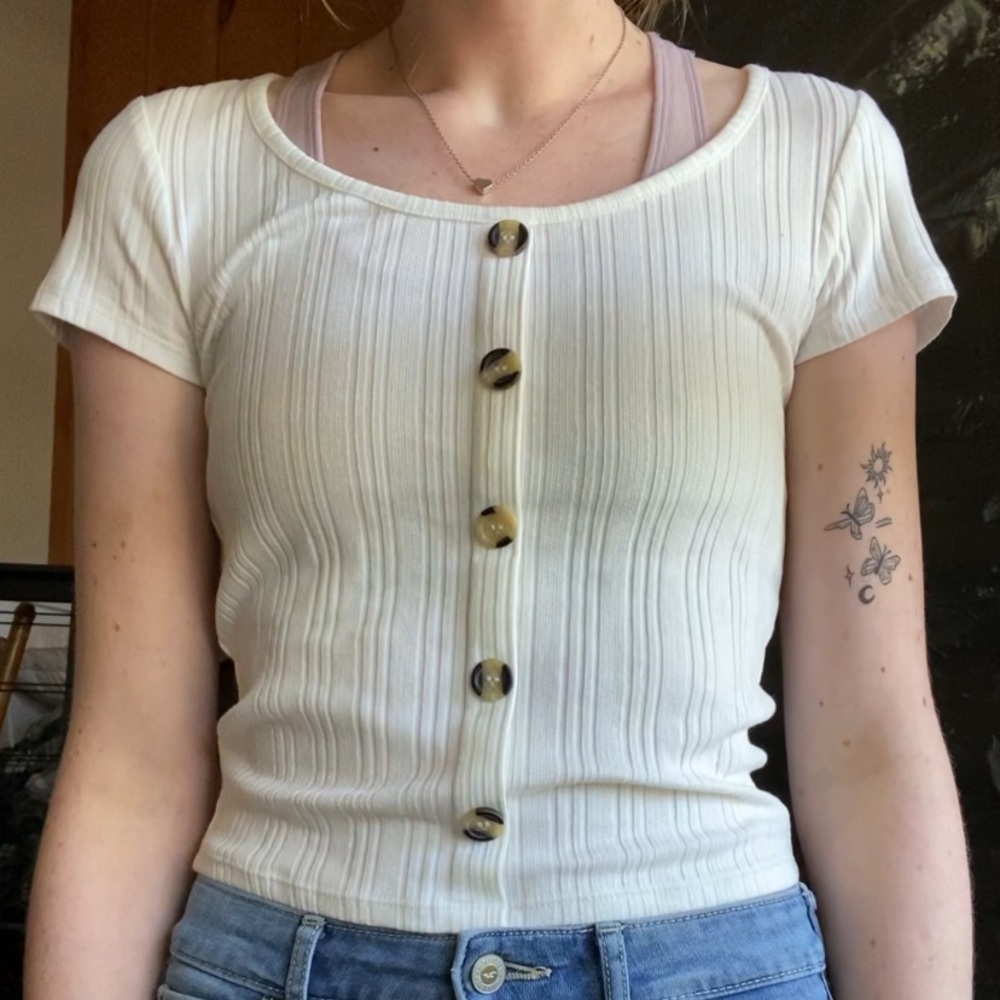 cute top with buttons